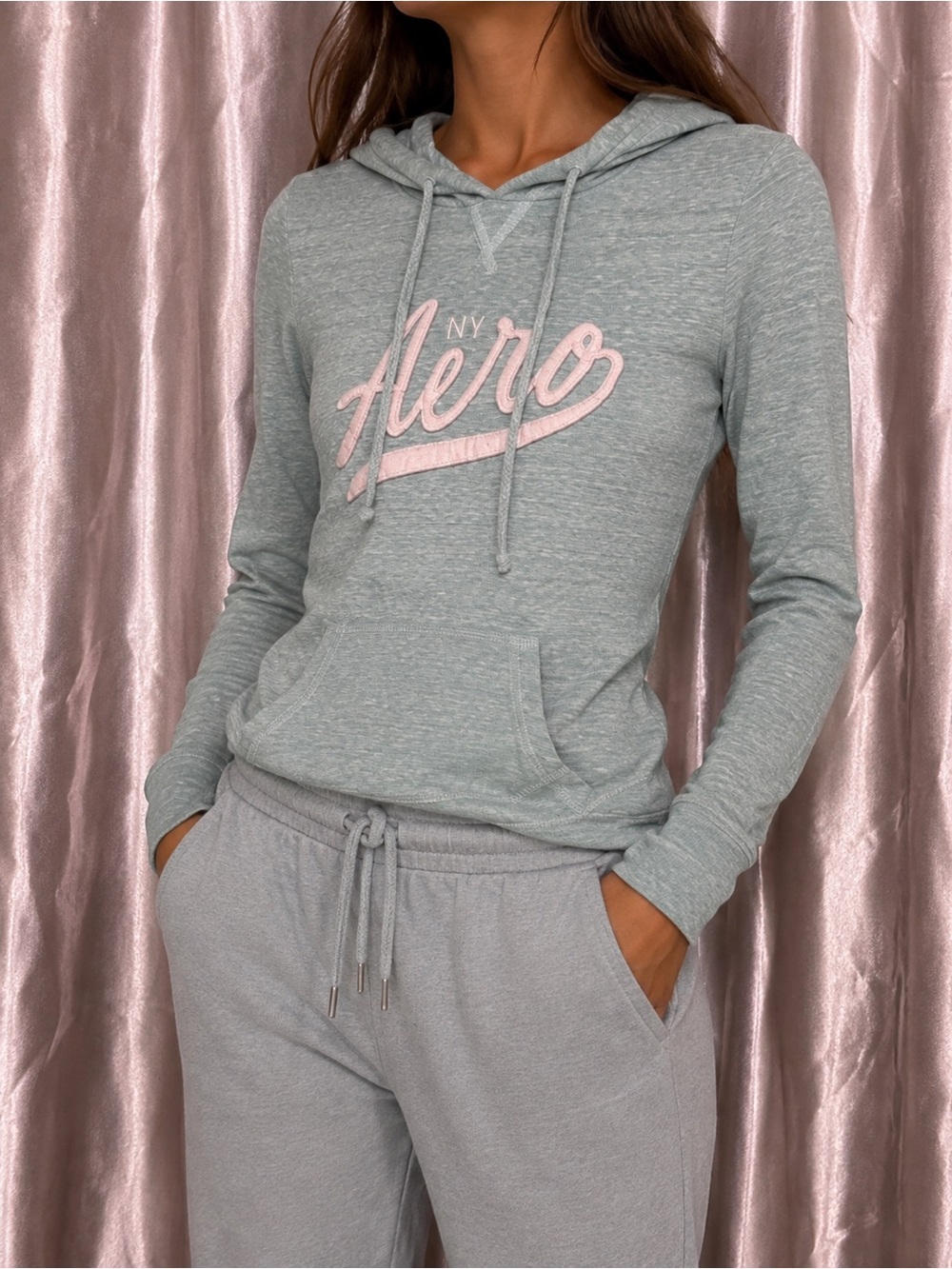 Aeropostale Women’s XS Mint Green Lightweight Pullover Hoodie Pink Aero Logo Y2K